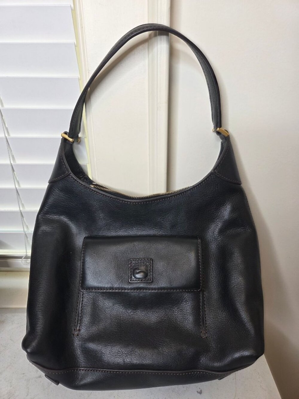 Dooney & Bourke Black Leather Hobo Shoulder Florentine Bag  Y2K twilight